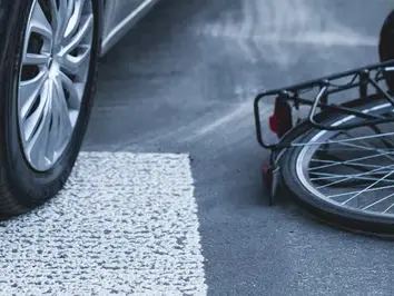 #1 Left Turn Accident Insurance Negotiation in Avondale, AZ